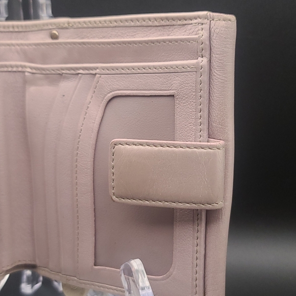 Salvatore Ferragamo wallet - Picture 14 of 17